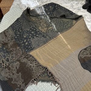 Roland wool hooded  Scarf shawl with pockets in Earth Tones